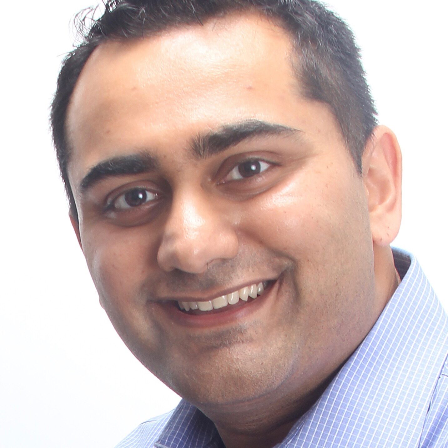 Dr. Amit Kamat Headshot
